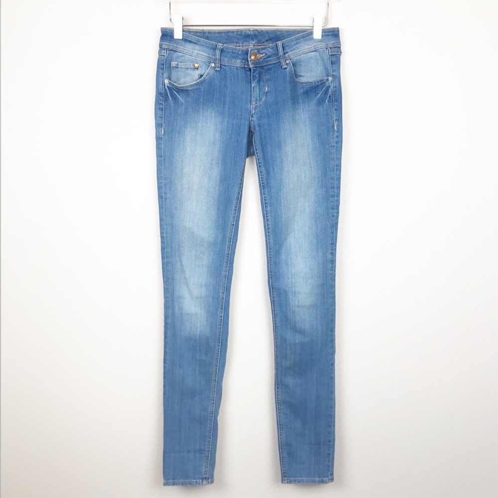 H&M | Super Skinny Low Waist Denim Jean